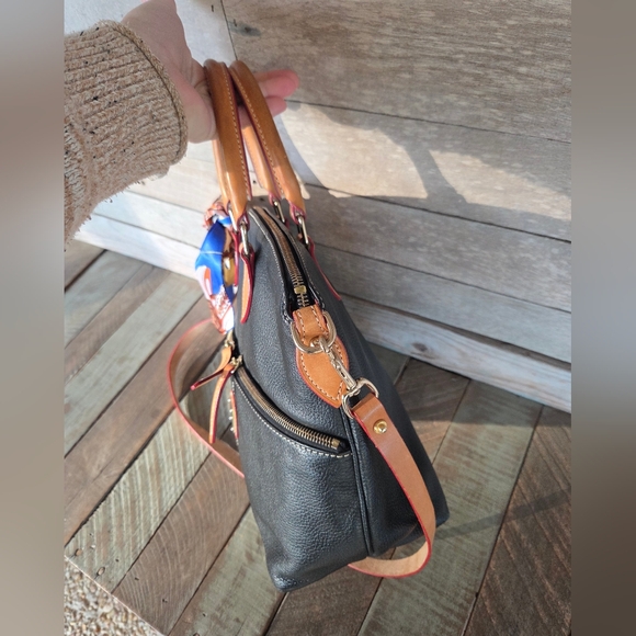 Dooney & Bourke Bag - Picture 5 of 13